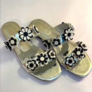 Larroude x Gabriela Noëlle Blossom Flat Sandals in Silver Specchio Sz 7.5 NWT